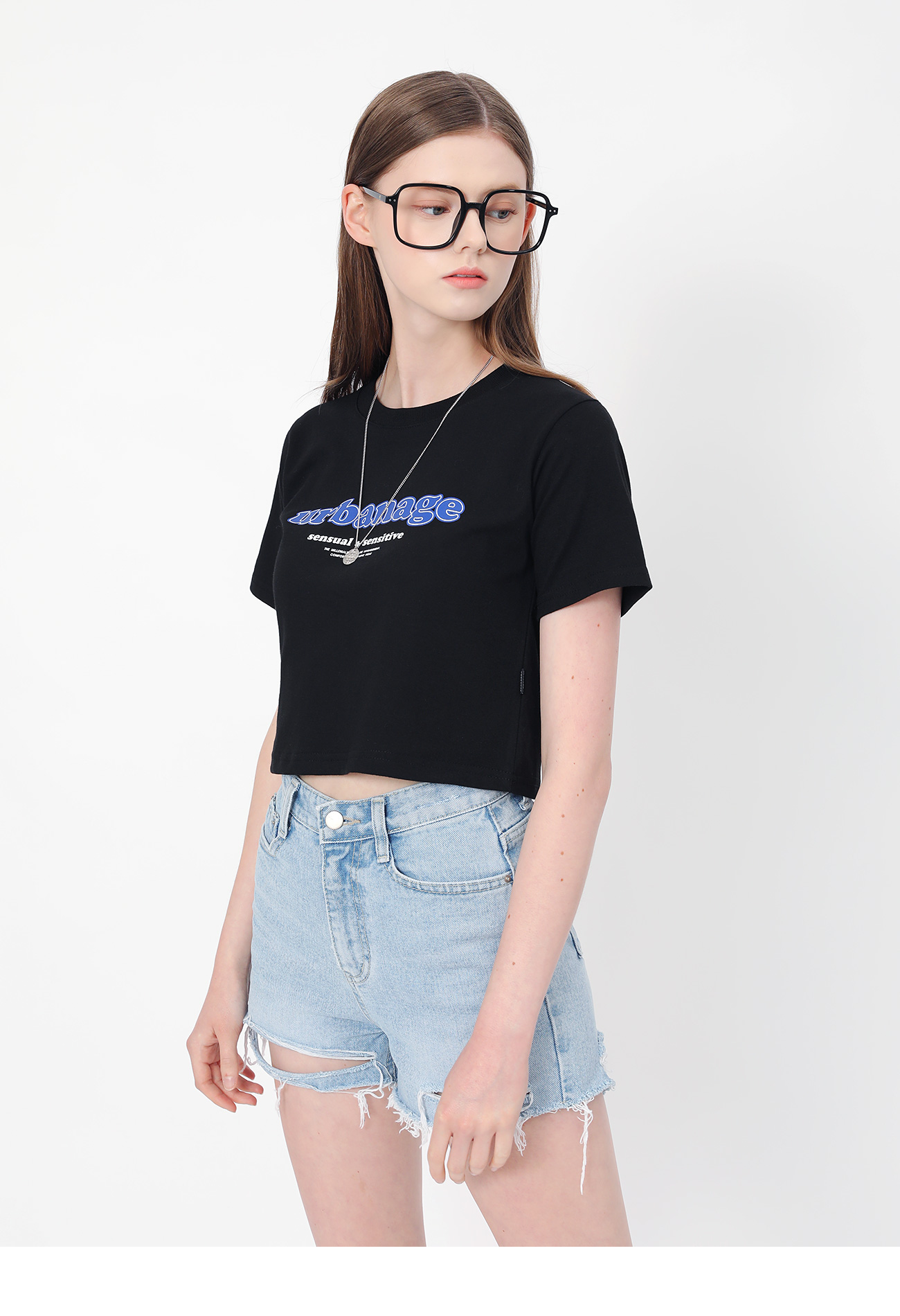 (1+1) 볼륨 로고 크롭 반팔